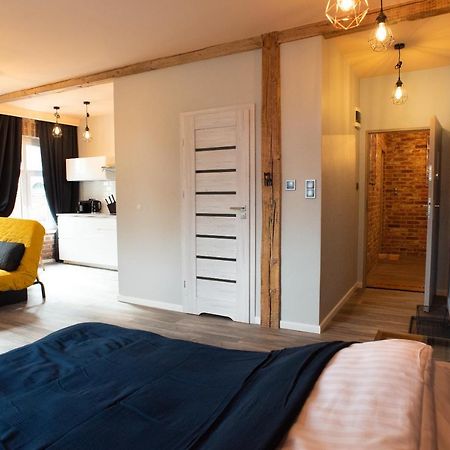 Apartament Antresola Fabryczna Zielona Góra Buitenkant foto